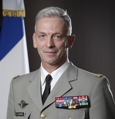 INTERVIEW du colonel LECOINTRE alors capitaine lors du siège de Sarajevo en 1995. et actuellement général CEMA (vidéo : 9'23)