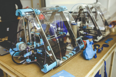 EQUIPEMENT. L’armée de Terre va se doter d’ateliers d’impression 3D « projetables » pour réparer ses véhicules en opération