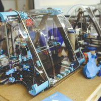 EQUIPEMENT. L’armée de Terre va se doter d’ateliers d’impression 3D « projetables » pour réparer ses véhicules en opération