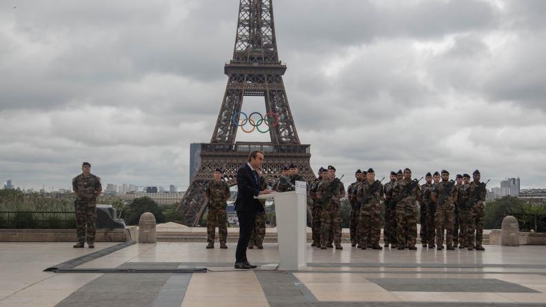 JOP2024 Sébastien Lecornu remercie le personnel du ministère des Armées