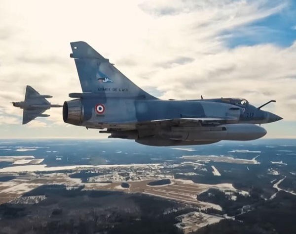 M. Lecornu annonce la livraison des premiers Mirage 2000-5F à l’Ukraine